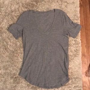 Lululemon grey shirt